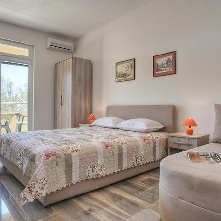 Apartmani Agape Петровац Экстерьер фото