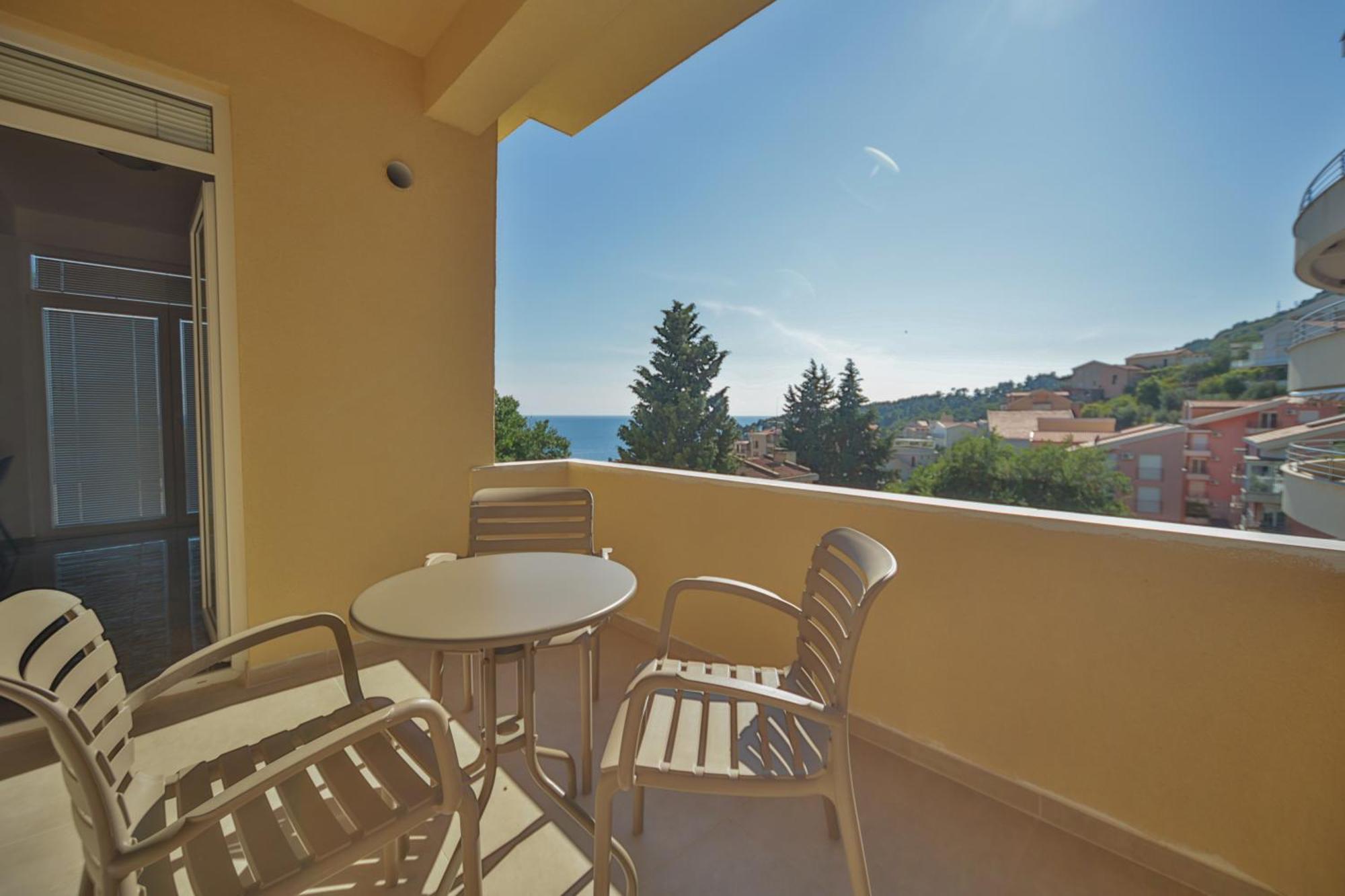 Apartmani Agape Петровац Экстерьер фото