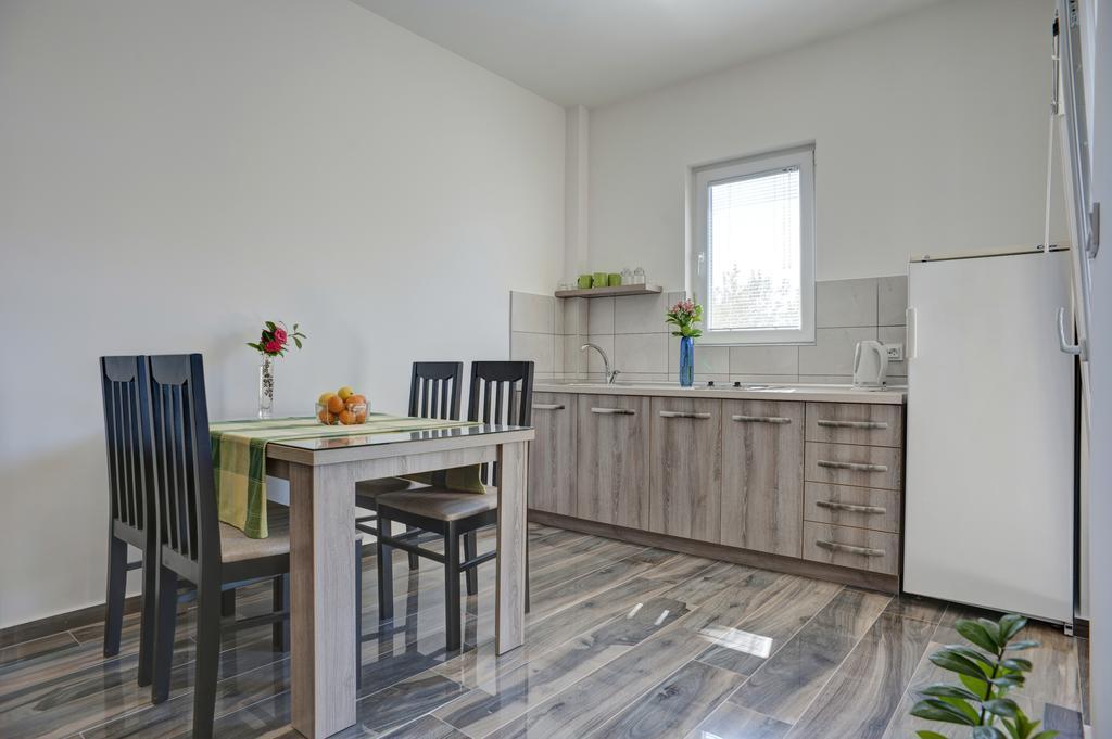 Apartmani Agape Петровац Экстерьер фото