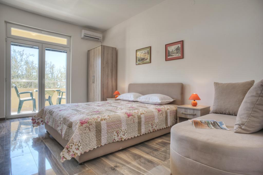 Apartmani Agape Петровац Экстерьер фото