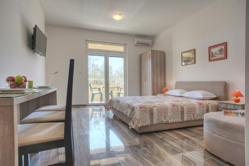 Apartmani Agape Петровац Экстерьер фото