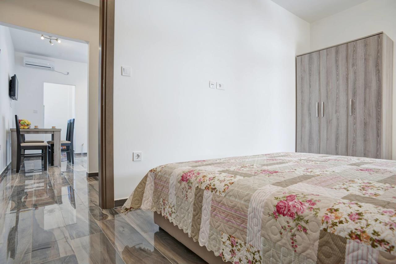 Apartmani Agape Петровац Экстерьер фото